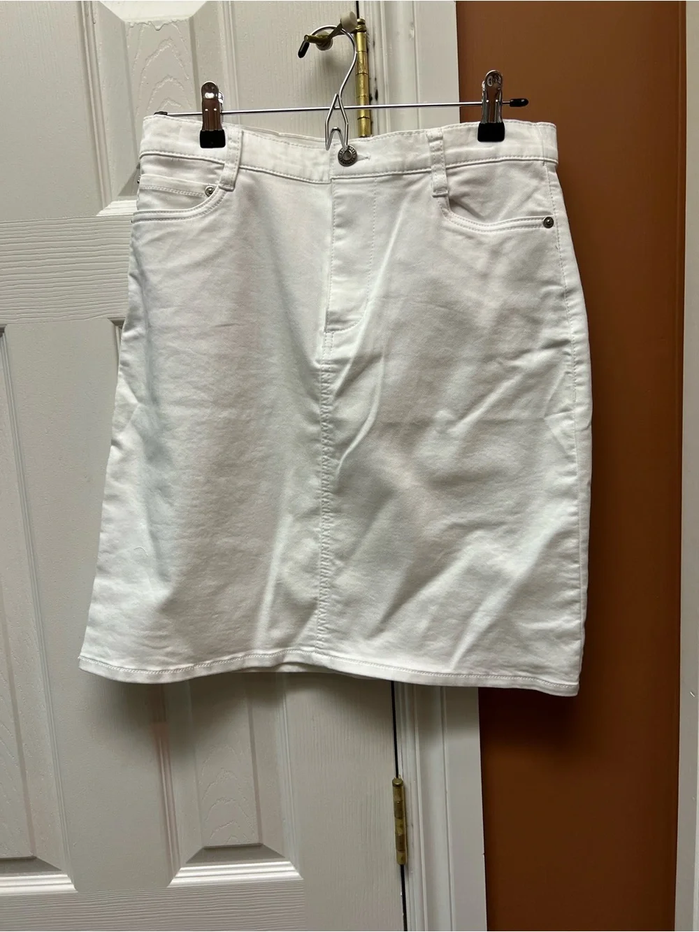 32 Degrees White Denim Skirt with Front Pocket Detail